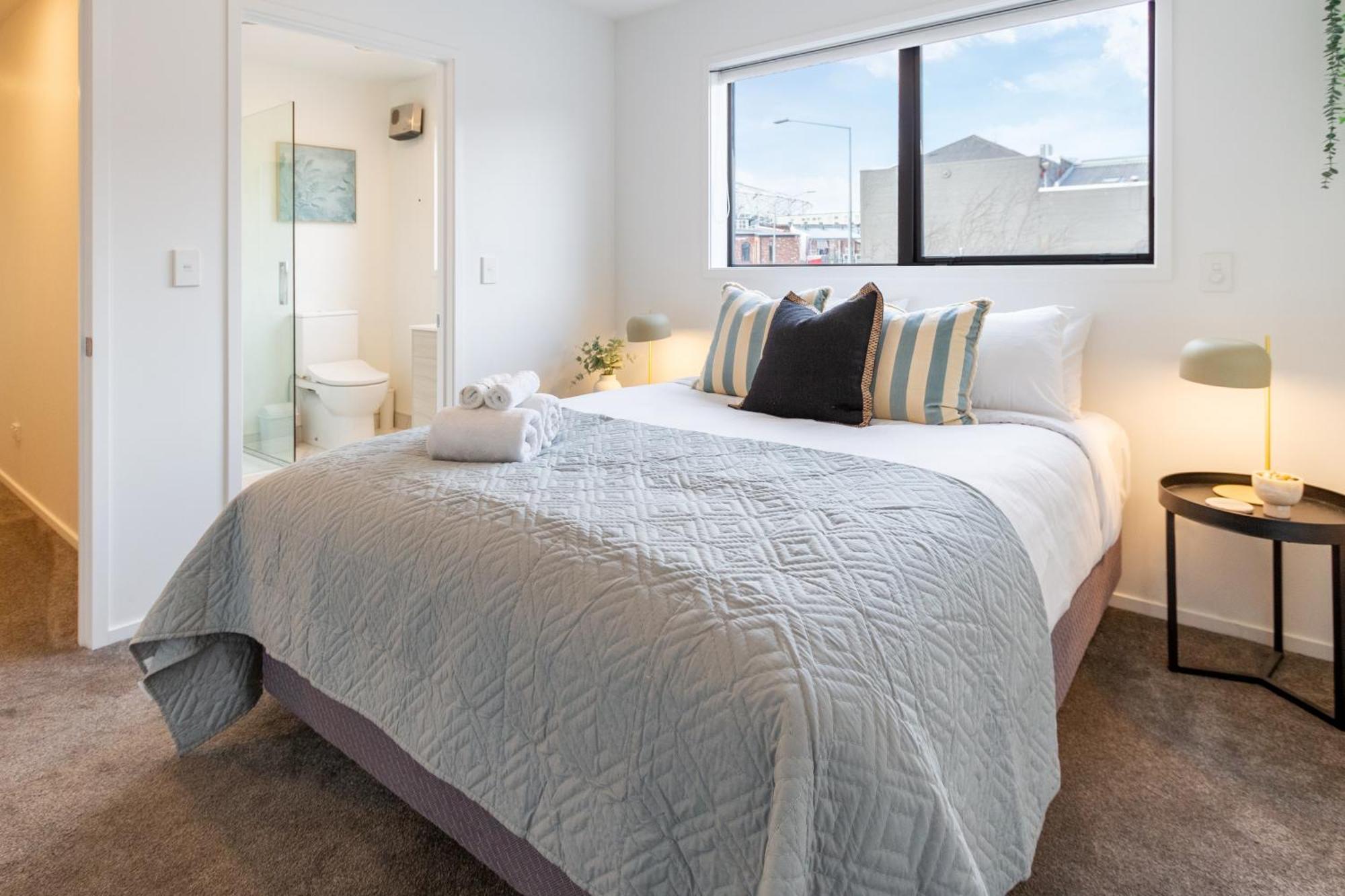 Stylish Central City Townhouse Next To Little High Christchurch Eksteriør billede